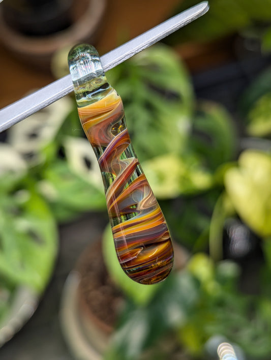 swirled teardrop pendant