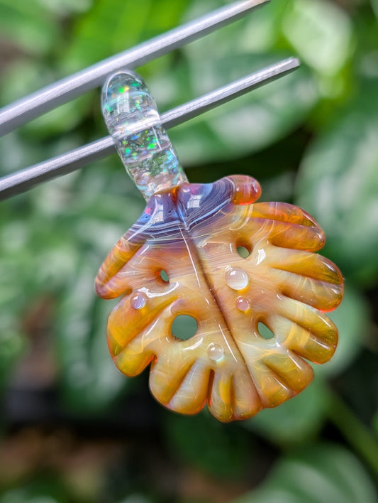 monstera pendant